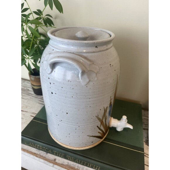 Rare Vintage 1960s MCM Farmhouse Stoneware Dispenser For Water Tea or Lemonade - Picture 10 of 10
